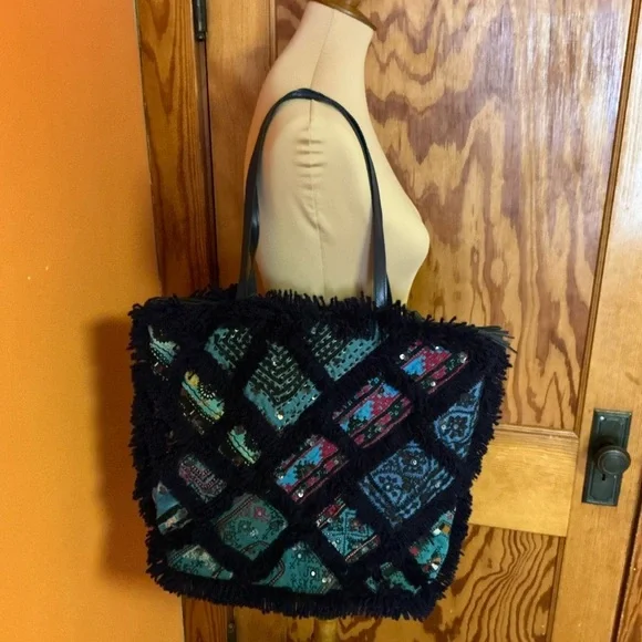 NWOT Ibban patchwork fringed oversized purse - Picture 13 of 14